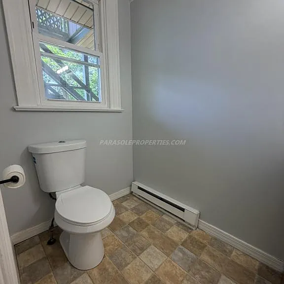 919 Clay Ave #1 — Photo 3
