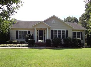 117 Cone Ct, Hickory, NC 28601