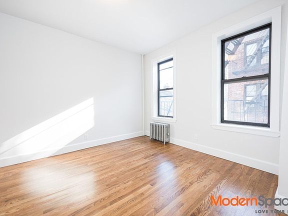 5th image of 14425 33rd Ave APT 1D