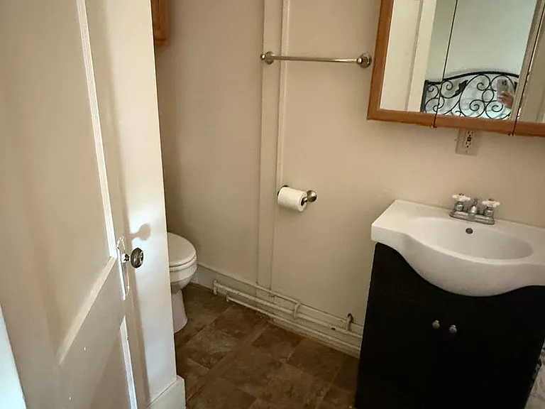 114 Main St — Photo 12
