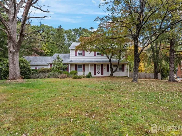 68 Johnson Dr, Belle Mead, NJ 08502