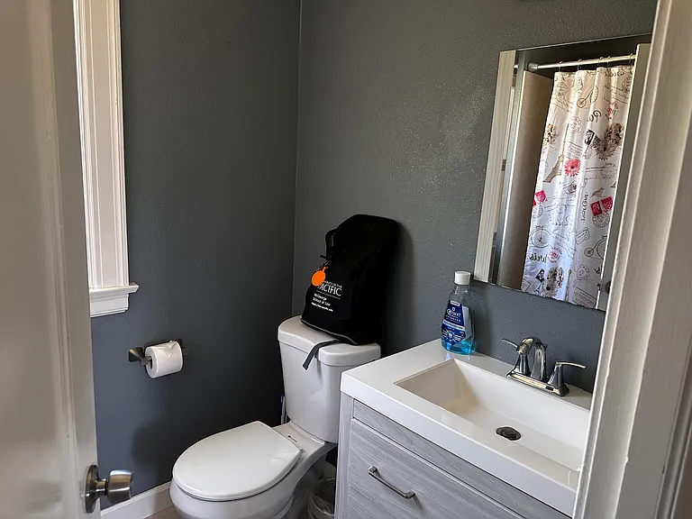 820 Bristol Ave — Photo 23