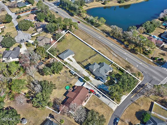 2nd image of 1700 SOUTHCREEK Drive