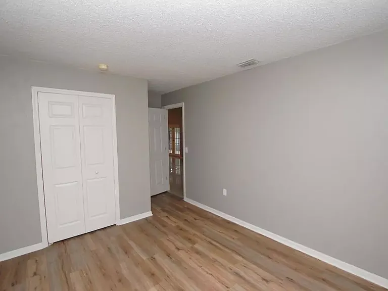 11382 Aston Hall Dr S — Photo 25