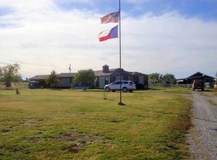 610 Webb Rd, Bellevue, TX 76228