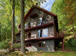 226 Strawberry Hill Rd, Centre Hall, PA 16828