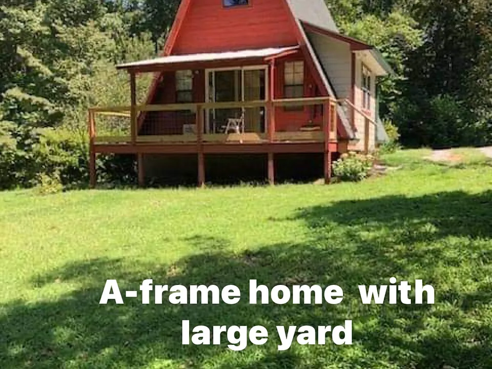 56 Lora Dr