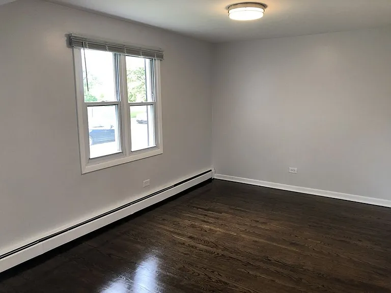 4420 Forest Ave #1F — Photo 9