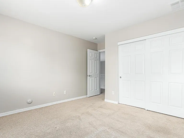 15904 N 22nd Ln — Photo 32