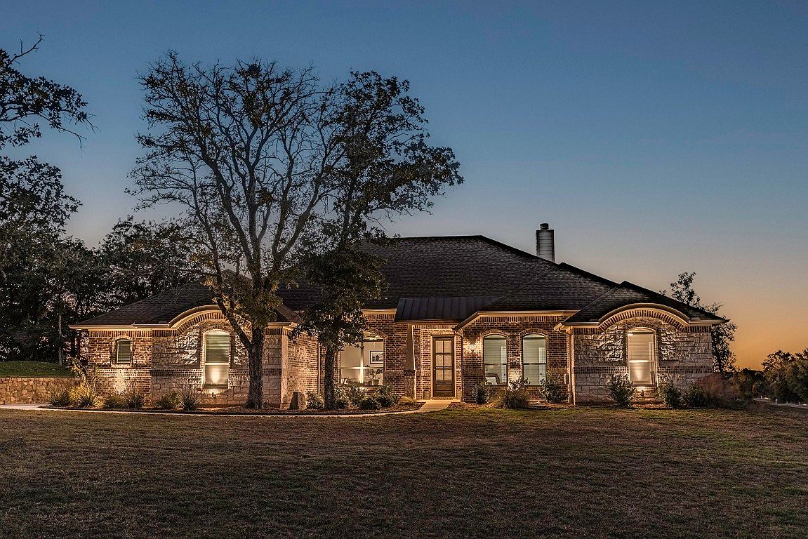 102 Eagle Dr, Lipan, TX 76462 MLS 20431221 Zillow
