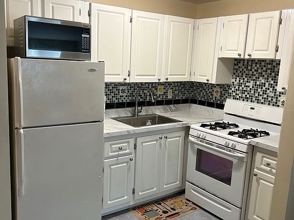 3rd image of 3465 Fort Independence St Floor 2
