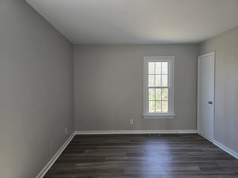1600 Porters Mill Ter — Photo 14