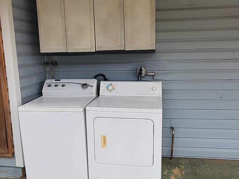 51 Sycamore Dr — Photo 5