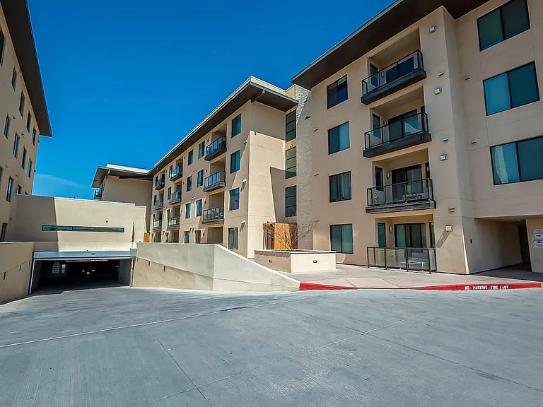 7300 E Earll Dr #2019 — Photo 29