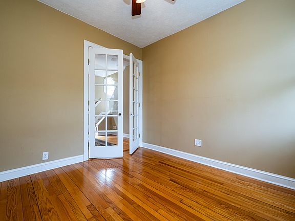 5th image of 1824 River Bluff St