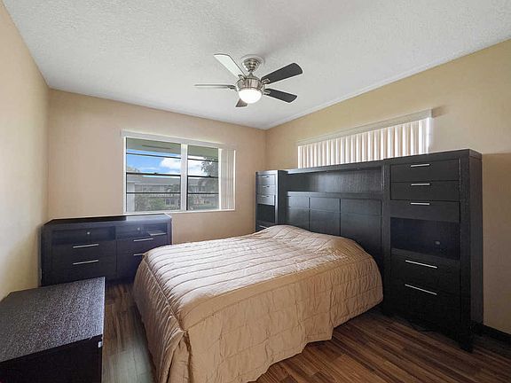 2nd image of 160 Salisbury #160-G