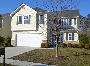 2433 Harwood Hills Ln, Charlotte, NC 28214