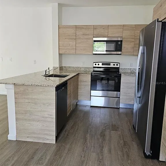 1213 Southstation Pl #406 — Photo 4