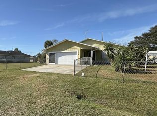 9185 100th Court, Vero Beach, FL 32967