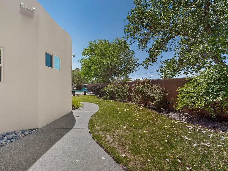 2201 Rozinante Ct NW — Photo 47