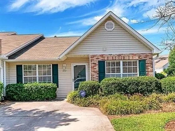 1707 Wood Song Ln, Knoxville, TN 37914
