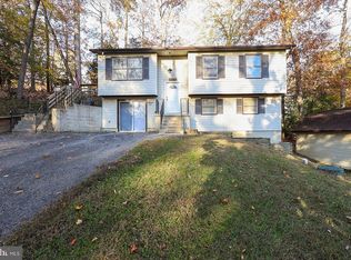 12504 Algonquin Trl, Lusby, MD 20657