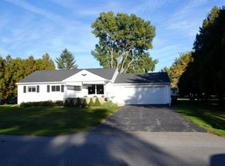 1383 Linda Ave, Menasha, WI 54952