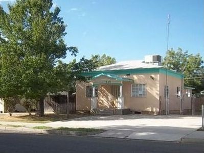 715 S Church St, Visalia, CA, 93277
