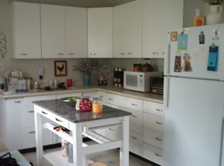 611 Plymouth Rd, Baltimore, MD 21229