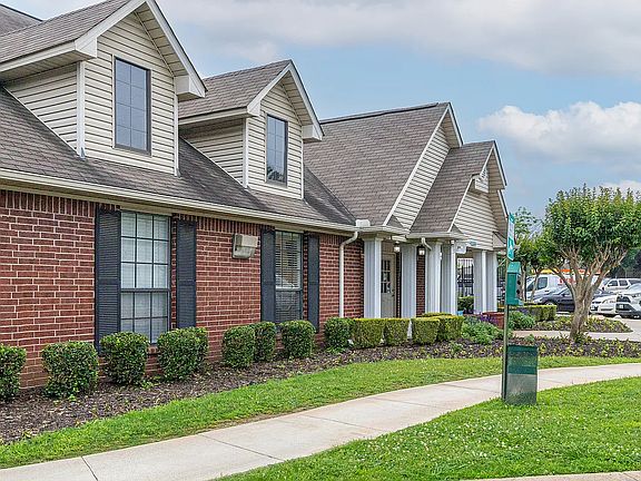 3rd image of 4717 County Ave #2222