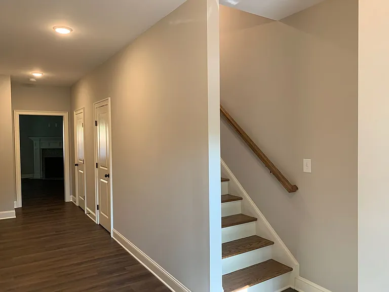 135 Sumner Ct — Photo 19
