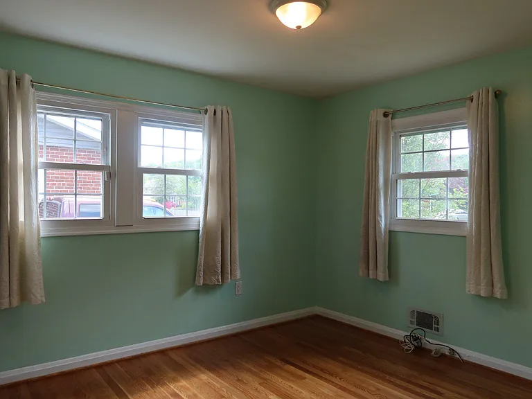 109 Deep Dale Dr — Photo 15