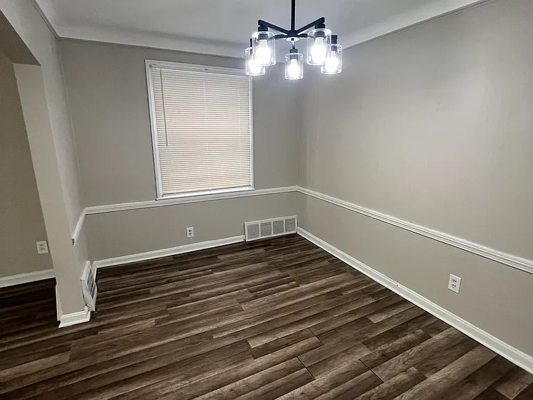 3225 Washington Blvd #1 — Photo 8
