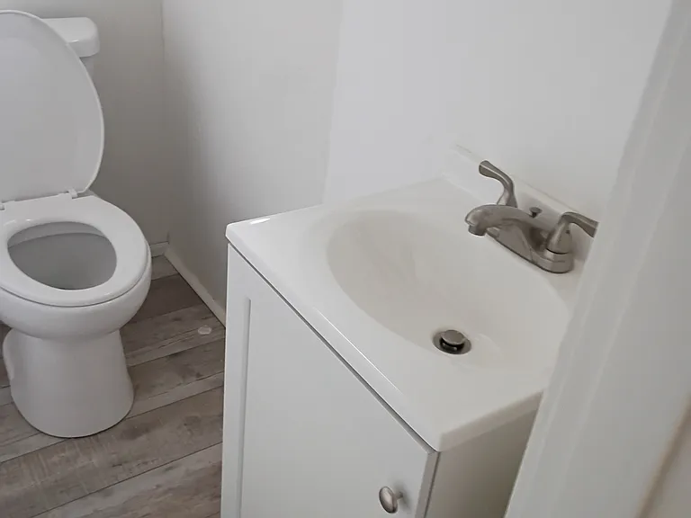 340 McClain Ave — Photo 8