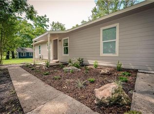 1113 E 27th St, Bryan, TX 77803
