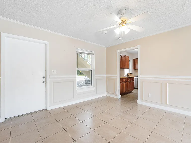 510 Prosperity Farms Rd #4B — Photo 6