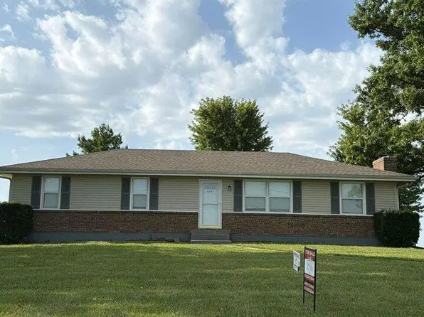 20107 E 215th St, Harrisonville, MO 64701