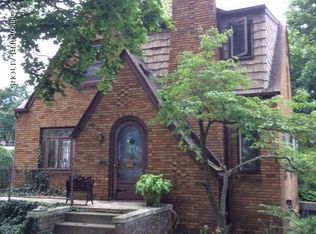 461 Butterfield Dr, East Lansing, MI