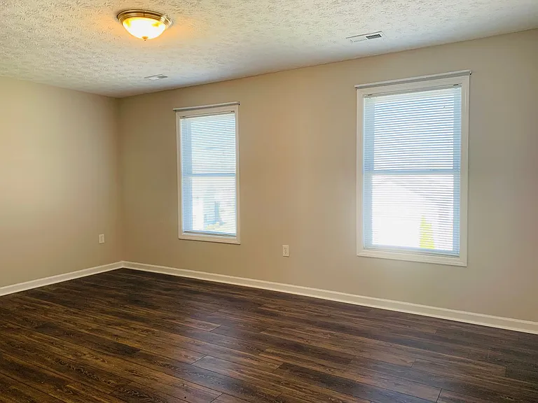 1465 Scott St — Photo 11