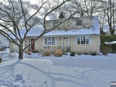 6 Beverly Ln, Waldwick, NJ, 07463