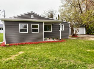 3732 Mary St, Manitowoc, WI 54220
