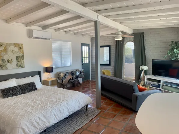 40809 N School House Rd, Cave Creek, AZ 85331