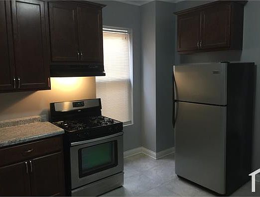 5th image of 6140 S Rockwell St Floor 1