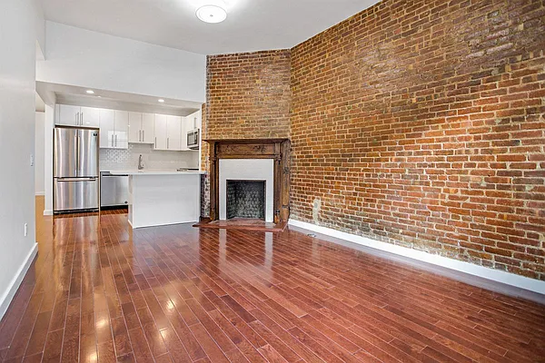 Rented by Cooper & Cooper Real Estate | media 2