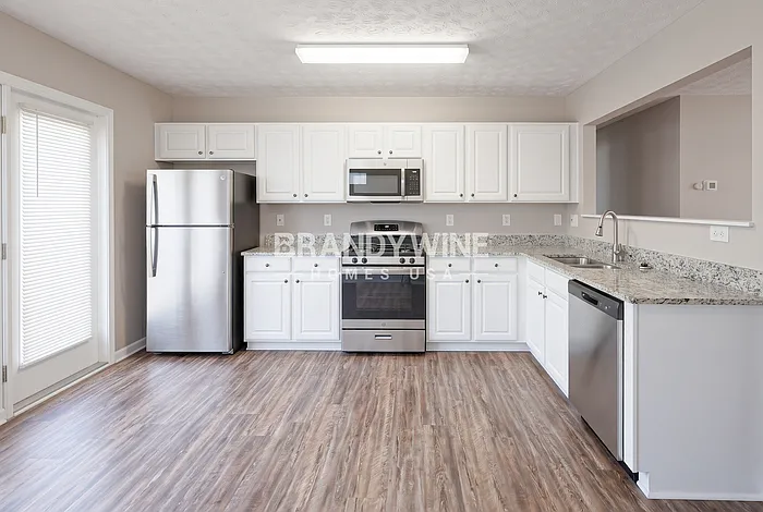 41 Arrowhead Dr — Photo 6