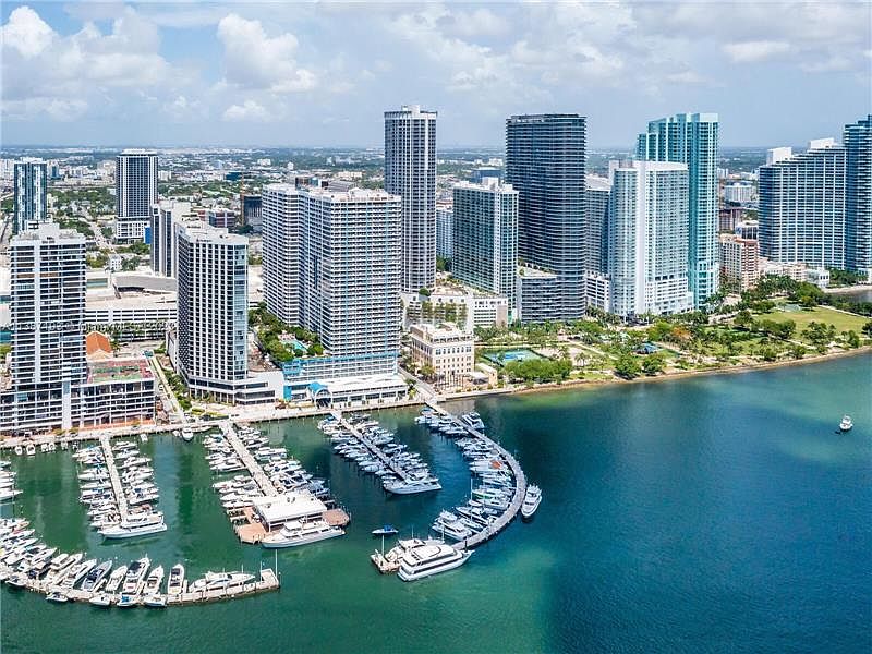1st image of 1800 N Bayshore Dr APT 1904