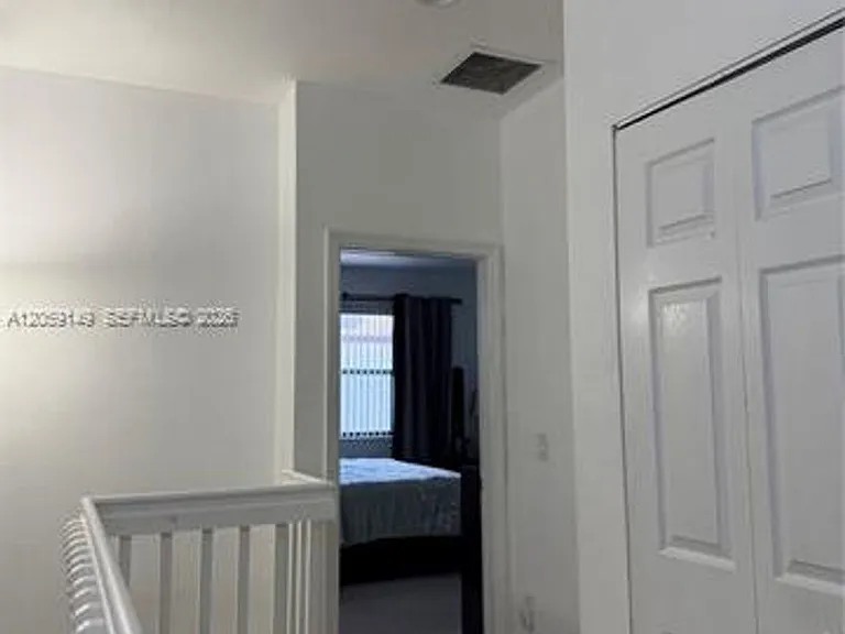 11302 NW 88th Ter #Townhouse 11302 — Photo 12