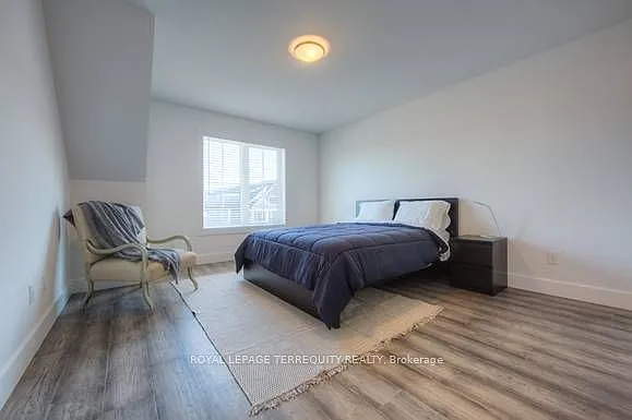 154 Sycamore St — Photo 13