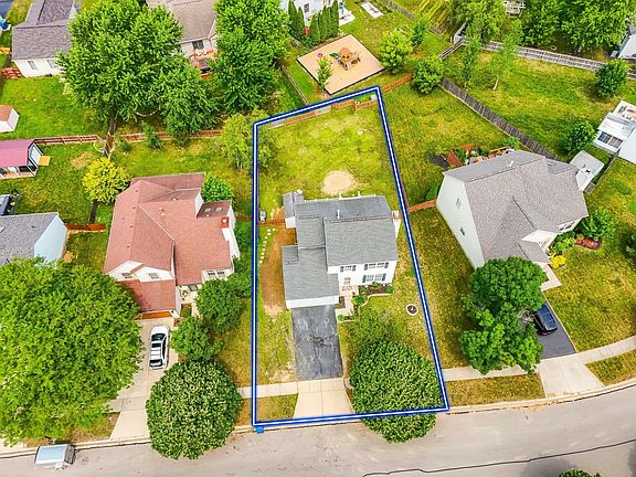 3rd image of 1320 Mill Park Dr