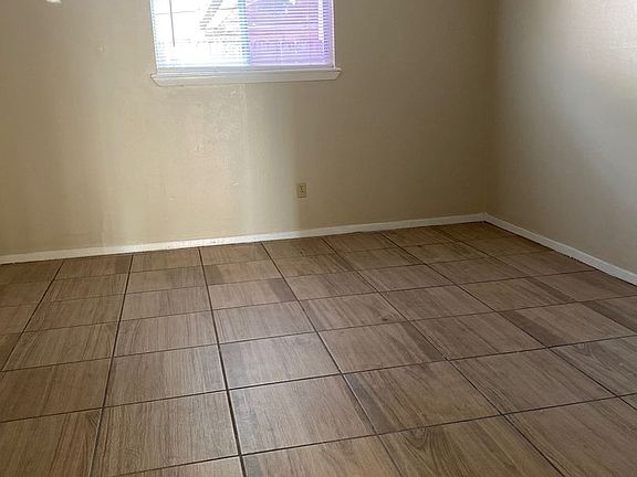 5th image of 2322 N 9th St APT 3